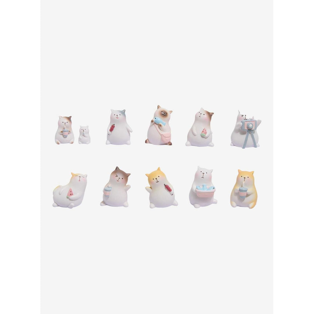 Cat Picnic Single Blind Box Figure - Radar Toys