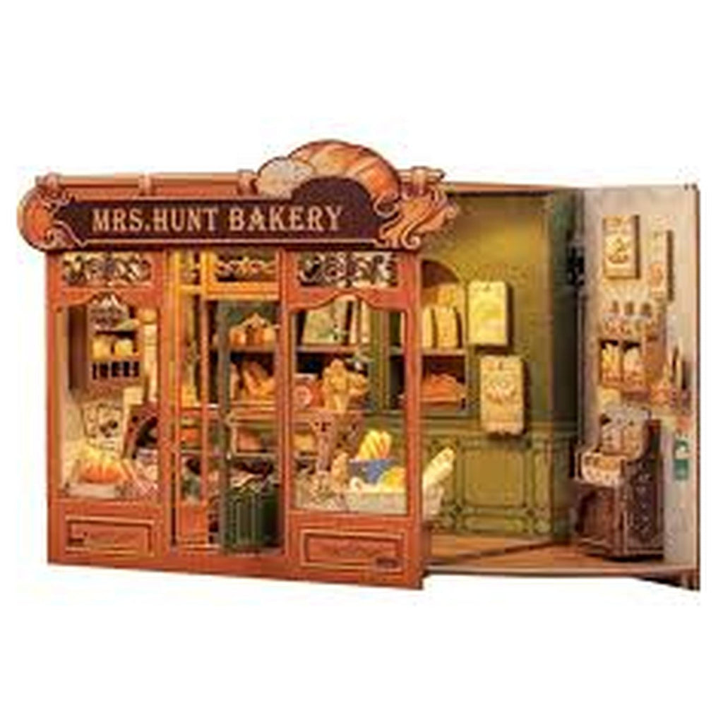 Cutebee City Walk Mrs Hunt Bakery DIY Miniature Set - Radar Toys