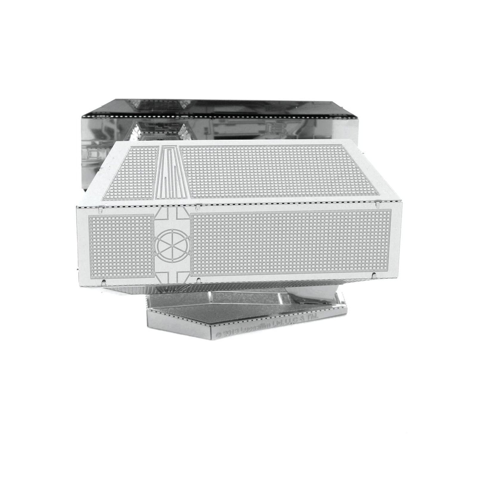 Fascinations ICONX Star Wars Darth Vader 3D Metal Model Kit (ICX133)