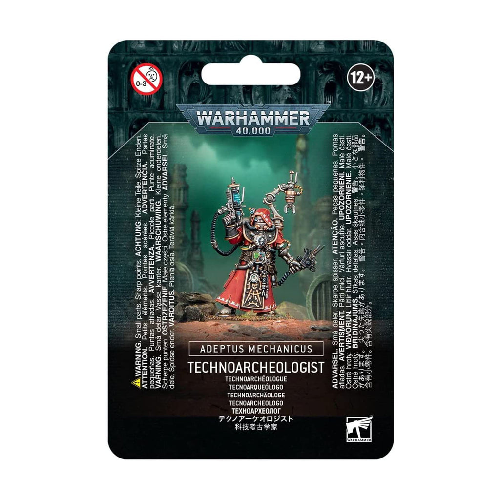 Warhammer 40,000 Adeptus Mechanicus Technoarchaeologist Figure