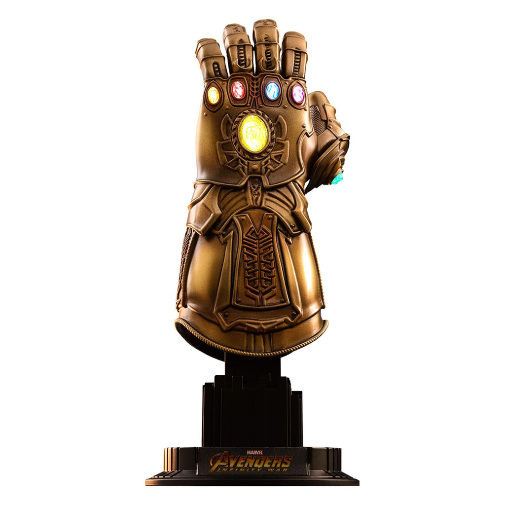 Hot Toys Avengers Infinity War LED Infinity Gauntlet Quarter Scale Replica