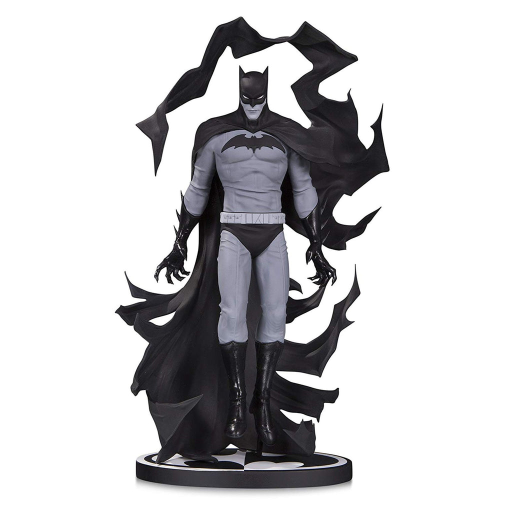 DC Collectibles Batman Black And White Cloonan Statue - Radar Toys