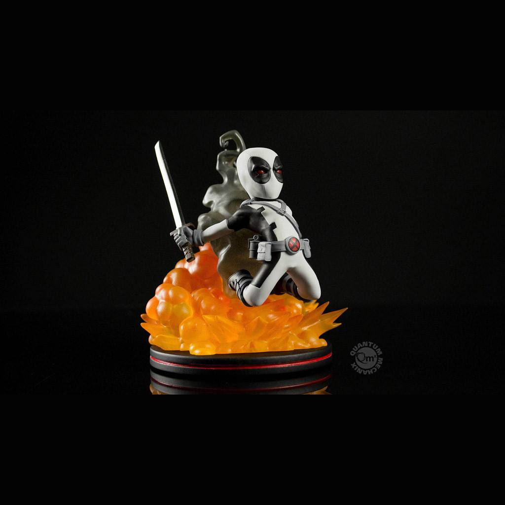 Quantum Mechanix Marvel X-Force Variant Deadpool Q Figure