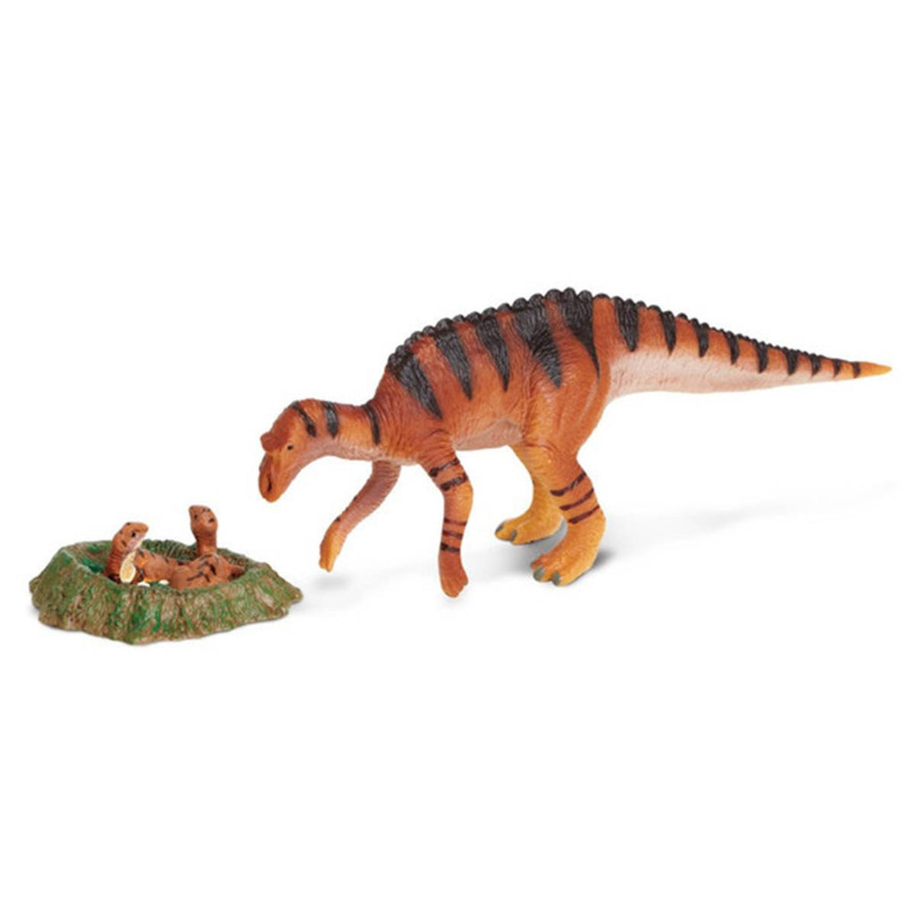Maiasaura With Nest Carnegie Dinosaur Collectibles Safari Ltd - Radar Toys