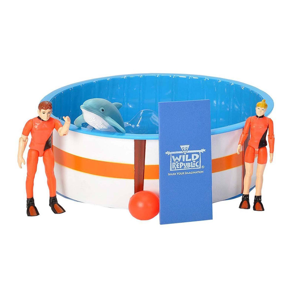 Dolphin Recovery Pool Figures Playset